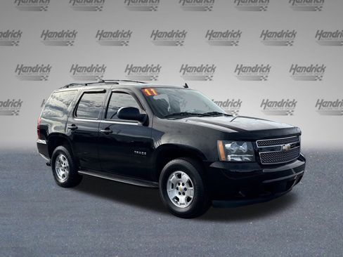 Used 2011 Chevrolet Tahoe LS image 2