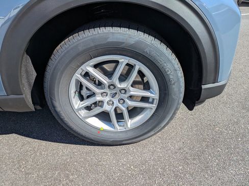 New 2026 Ford Explorer Active w/ Active Comfort Package image 11