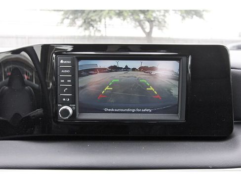 Used 2025 Nissan Kicks S FWD image 26