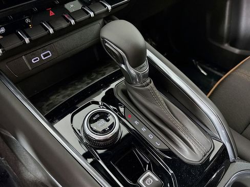 New 2026 GMC Canyon AT4 AWD/4WD image 17