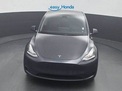 Used 2023 Tesla Model Y Long Range AWD/4WD image 18
