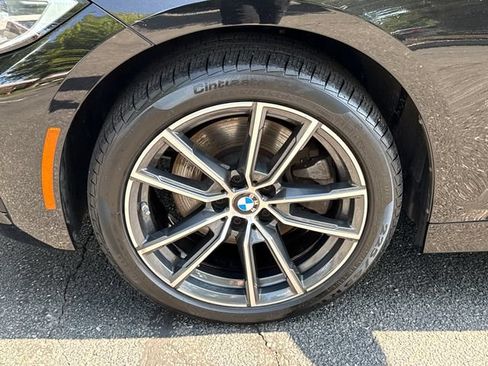 Used 2022 BMW 330i xDrive Sedan w/ Premium Package 2 AWD/4WD image 8