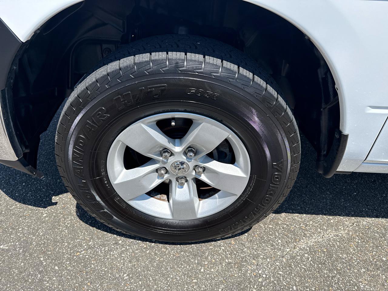 Used 2018 RAM 1500 Tradesman w/ Chrome Appearance Group AWD/4WD image 14
