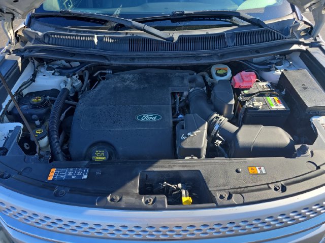 Used 2013 Ford Explorer XLT AWD/4WD image 32