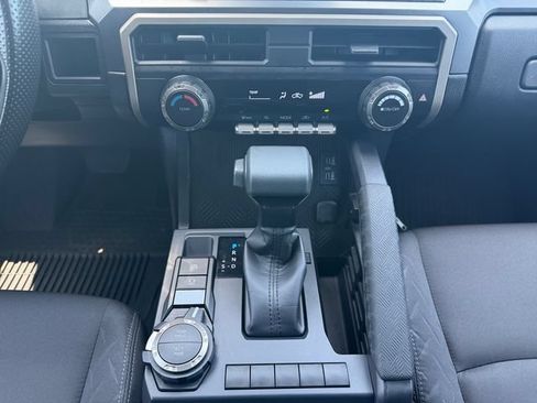 Certified 2026 Toyota Tacoma SR5 AWD/4WD image 12