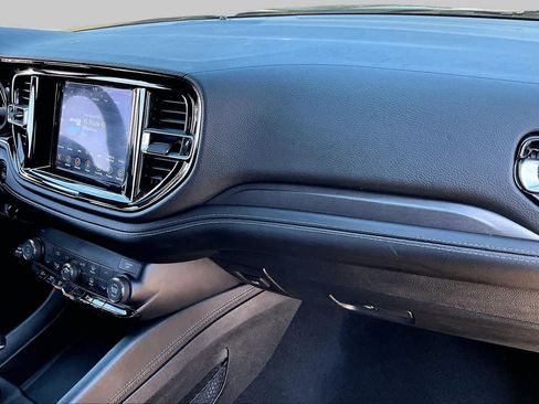 Used 2023 Dodge Durango SXT Launch Edition RWD image 16