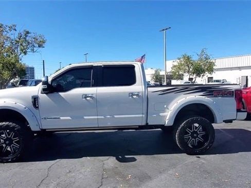 Used 2019 Ford F250 Platinum w/ Platinum Ultimate Package image 36