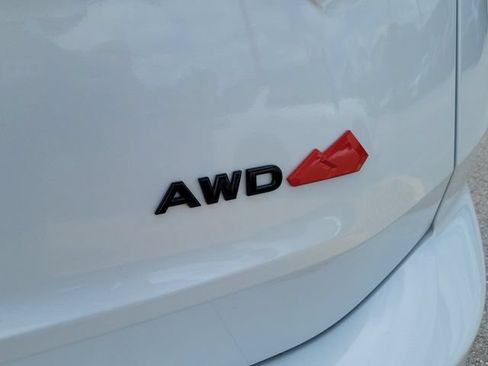 New 2026 Nissan Rogue SV AWD/4WD image 9