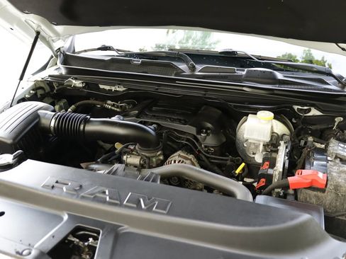 Used 2020 RAM 1500 Laramie AWD/4WD image 41