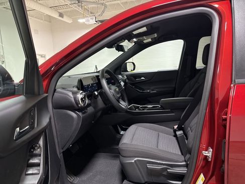 New 2026 Chevrolet Equinox LT w/ Safety and Technology Package AWD/4WD image 20