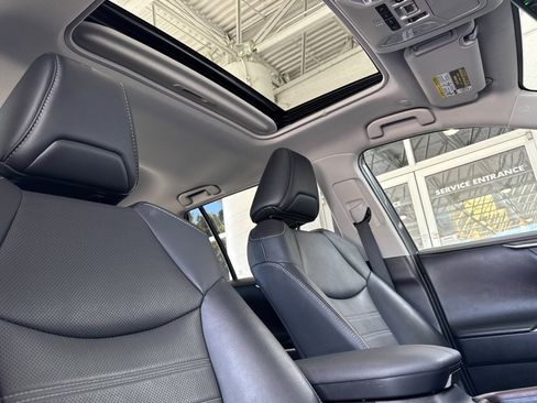 Used 2023 Toyota RAV4 Limited AWD/4WD image 21