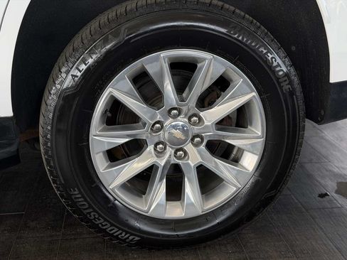 Used 2023 Chevrolet Tahoe Premier AWD/4WD image 19