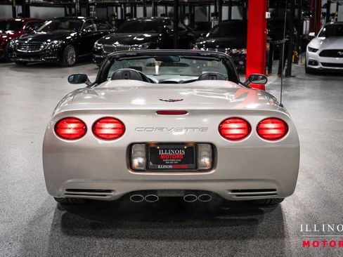 Used 2002 Chevrolet Corvette Convertible w/ Preferred Equipment Group2 image 4