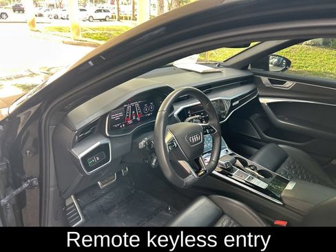 Used 2022 Audi RS 6 w/ Carbon Optic Package AWD/4WD image 7