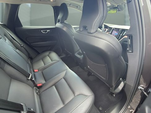 Used 2024 Volvo XC60 B5 Plus AWD/4WD image 13