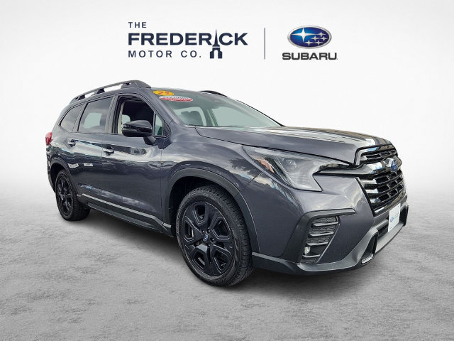 Used 2023 Subaru Ascent Onyx Edition AWD/4WD image 3