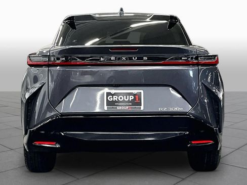 Used 2024 Lexus RZ 300e Premium FWD image 5