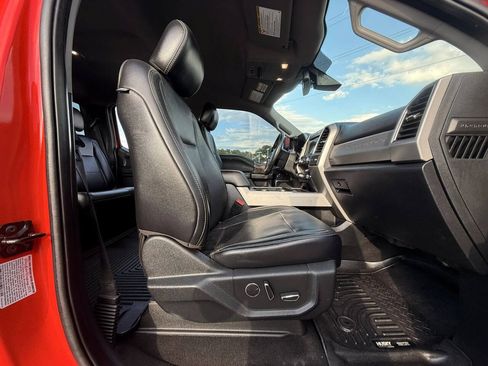 Used 2019 Ford F350 Lariat w/ Lariat Ultimate Package AWD/4WD image 13