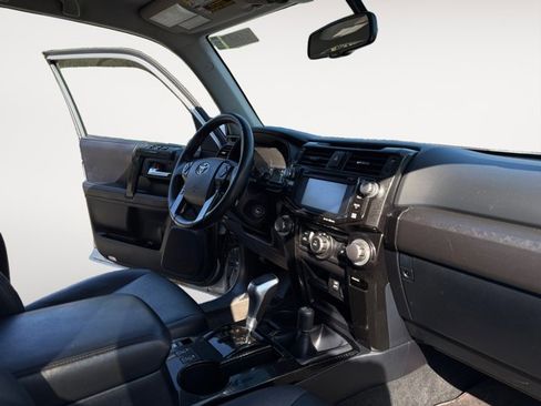 Used 2019 Toyota 4Runner TRD Off-Road Premium image 16