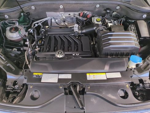 Used 2021 Volkswagen Atlas SEL Premium AWD/4WD image 26