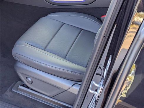 New 2025 Mercedes-Benz GLS 450 GLS 450 image 4