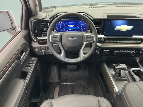 Used 2024 Chevrolet Silverado 1500 RST w/ Convenience Package II AWD/4WD image 12