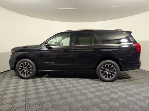 Certified 2025 Ford Expedition Platinum AWD/4WD image 5