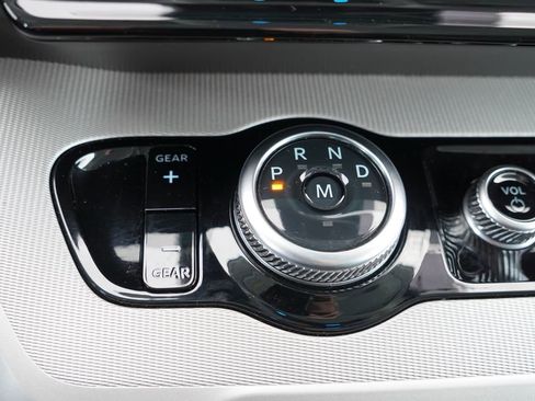 Certified 2025 Ford Expedition Active image 33