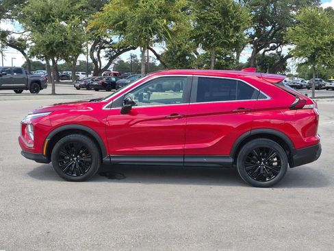 Used 2022 Mitsubishi Eclipse Cross LE AWD/4WD image 2