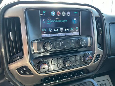 Used 2019 GMC Sierra 2500 Denali w/ Duramax Plus Package image 16