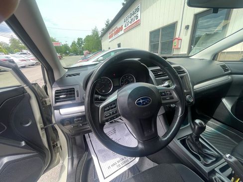 Used 2014 Subaru Crosstrek 2.0i Premium AWD/4WD image 12