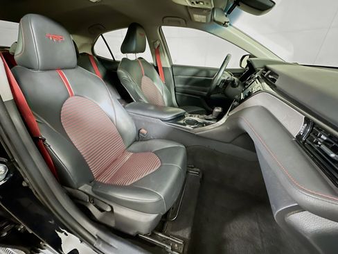 Used 2020 Toyota Camry TRD image 28