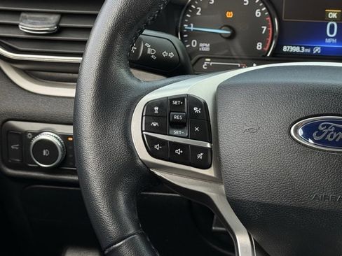 Used 2021 Ford Explorer XLT w/ Equipment Group 202A image 14