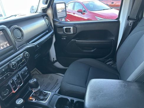 Used 2021 Jeep Wrangler Unlimited Sport image 25