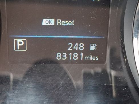 Used 2019 Nissan Rogue S AWD/4WD image 19