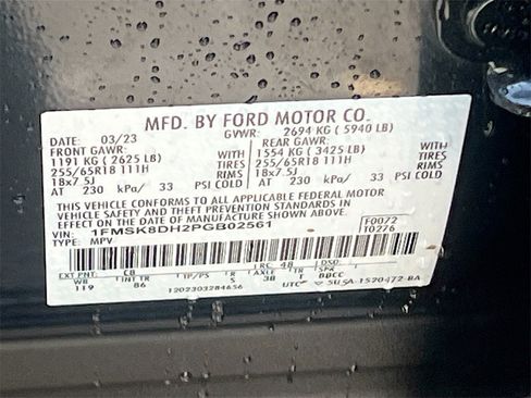 Used 2023 Ford Explorer XLT image 31