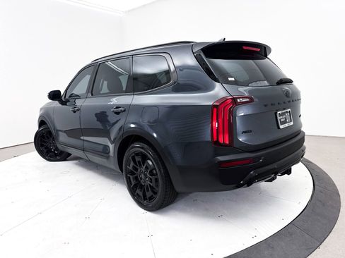 Used 2021 Kia Telluride EX w/ EX Premium Package image 2