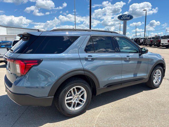New 2026 Ford Explorer Active w/ Active Comfort Package RWD image 9
