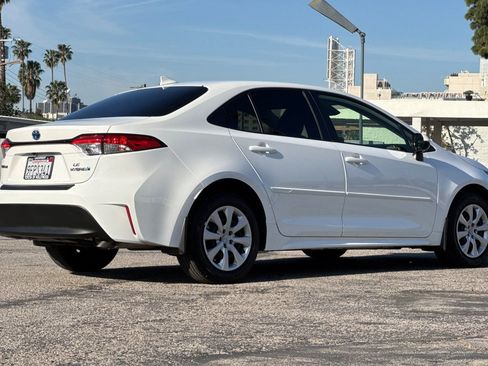 Certified 2023 Toyota Corolla LE w/ Carpet Mat Package (TMS) image 4