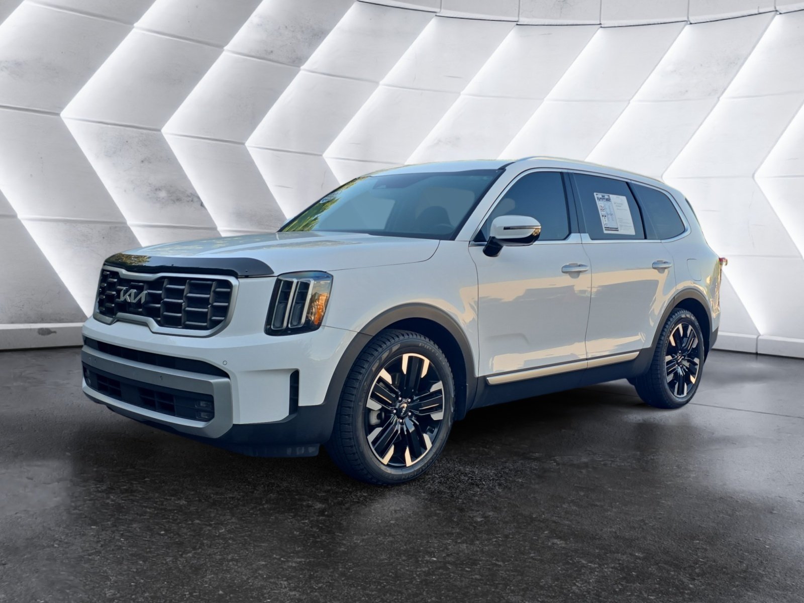 Used 2024 Kia Telluride SX Prestige AWD/4WD image 1