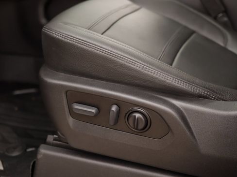 Used 2021 GMC Sierra 1500 Denali w/ Denali Premium Package image 24