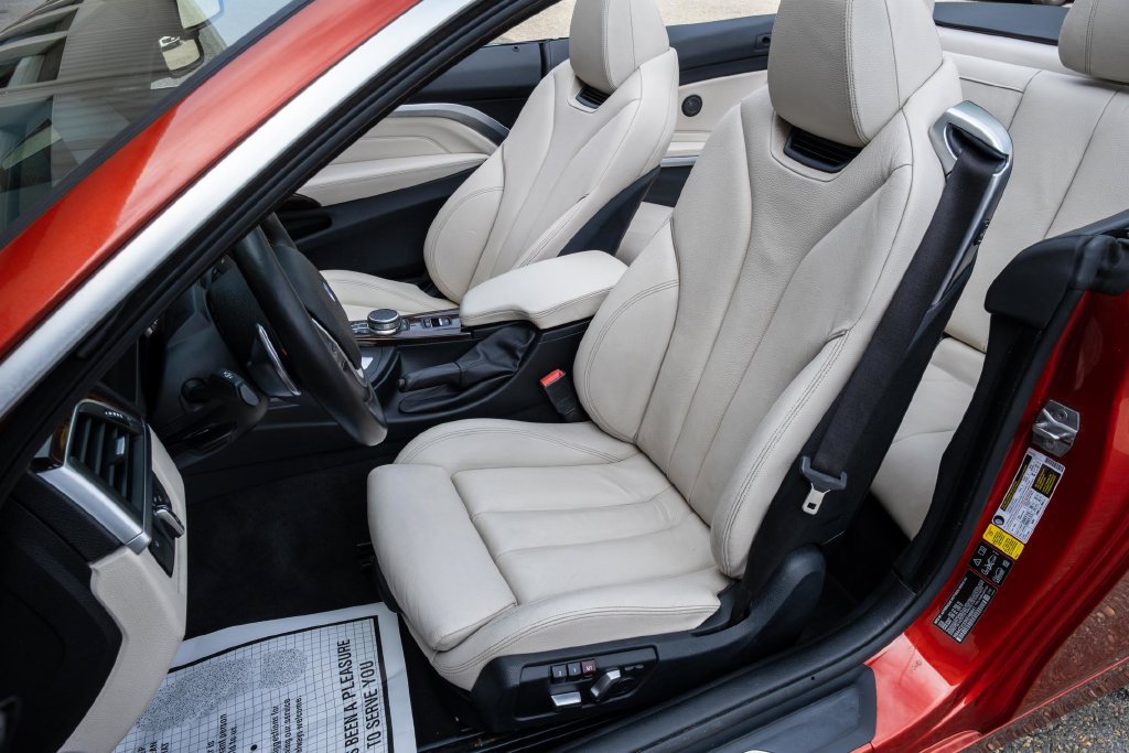 Used 2019 BMW 430i xDrive Convertible w/ Convenience Package AWD/4WD image 15