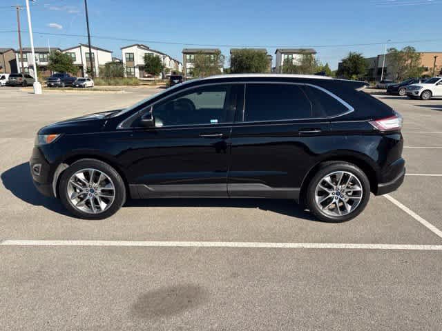 Used 2017 Ford Edge Titanium w/ Technology Package FWD image 2