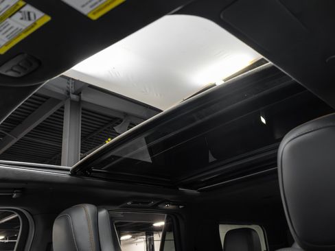 Used 2022 Lincoln Navigator Black Label image 47