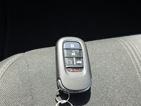 Used 2025 Honda Civic Sport image 33