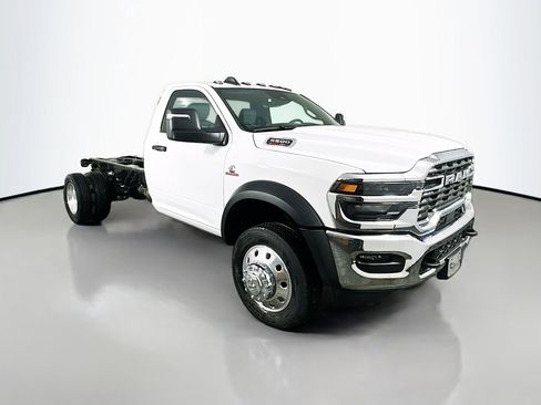 New 2026 RAM 5500 Tradesman w/ Chrome Appearance Group image 1
