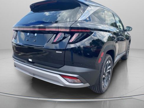 New 2025 Hyundai Tucson Limited image 9