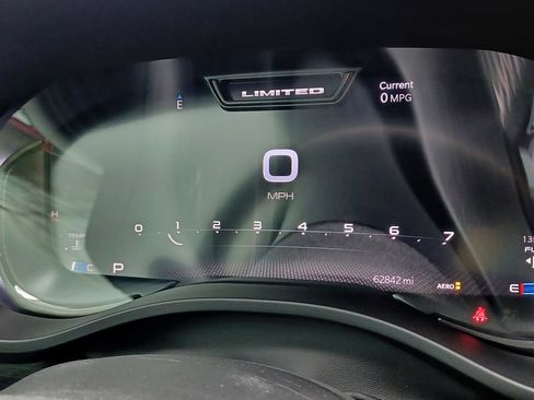 Used 2023 RAM 1500 Limited AWD/4WD image 16