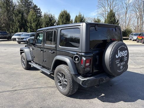 Used 2025 Jeep Wrangler Sport S image 1