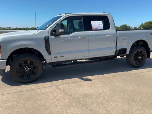Used 2025 Ford F250 Lariat w/ Lariat Ultimate Package AWD/4WD image 5